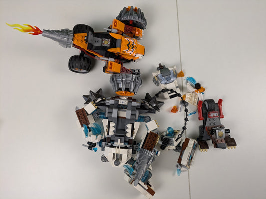 Lego LEGENDS OF CHIMA: Shadow Blazer & Claw Driller Double Set 70222 & 70223