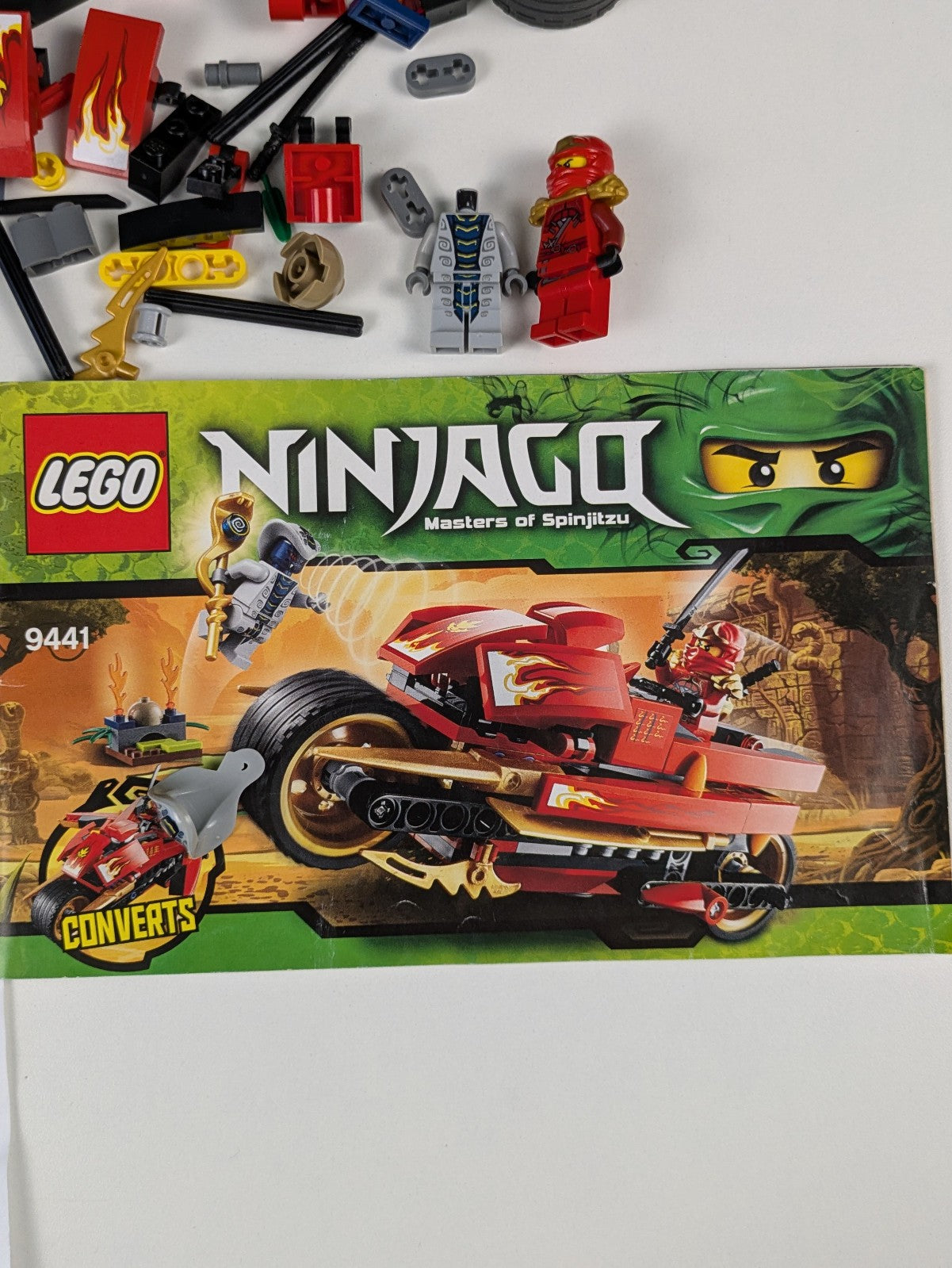 Lego NINJAGO: Rise of the Snakes: Kai's Blade Cycle Set 9441 - Incomplete Set