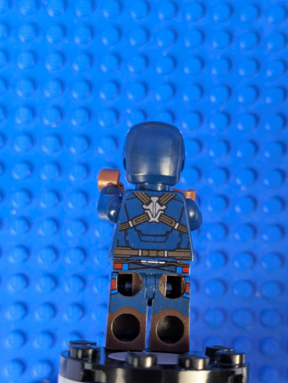 Lego Super Heroes: Captain America - Dark Blue Suit sh0495 Set 76101