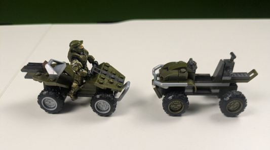 HALO Mega Bloks Construx Recon Getaway GNB40 - Master Chief and Vehicles