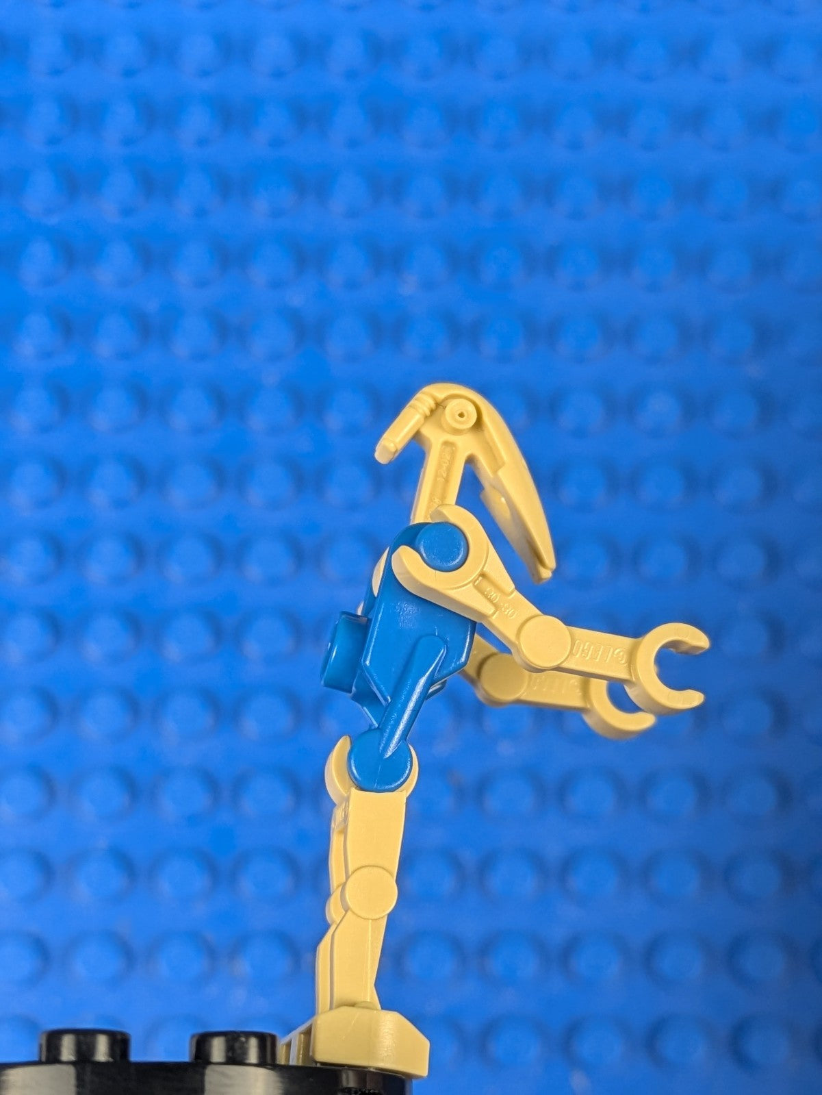 Lego Star Wars: Battle Droid Pilot - Blue Torso w/ Tan Insignia sw0300 Set 7929