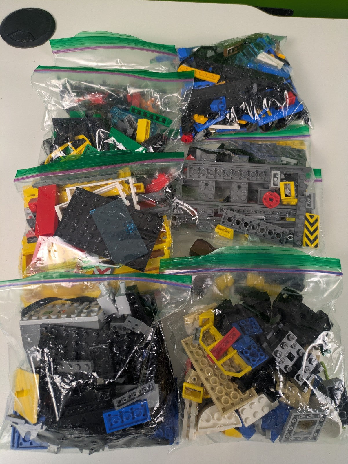 Lego City: Train: RC Train: Cargo Train Set 60052 - Complete Set