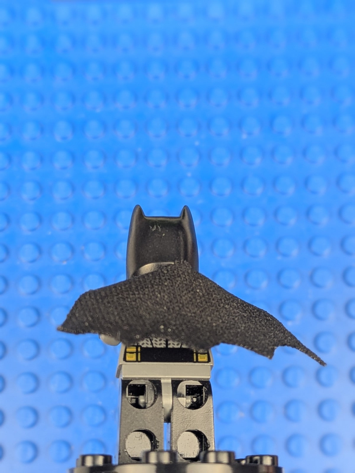 Lego Super Heroes: Batman - Dark Bluish Gray Suit sh0437 Set 76086