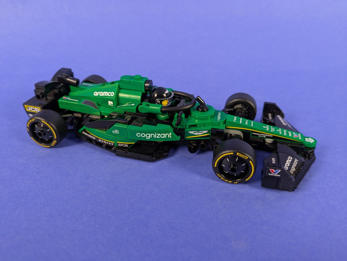 Lego SPEED CHAMPIONS: Aston Martin Vantage Safety Car & AMR23 76925 Incomplete