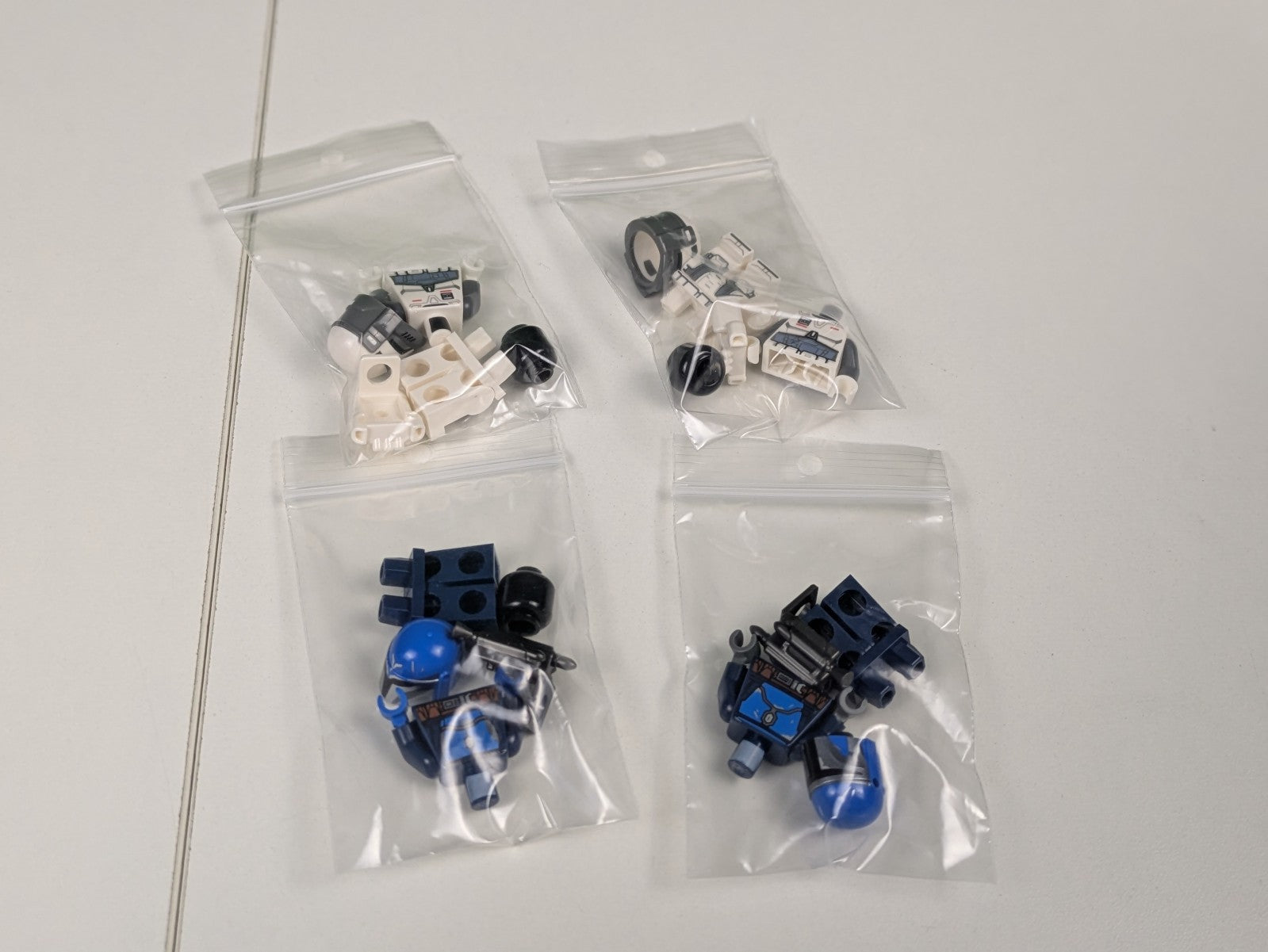 Lego Star Wars: Ambush on Mandalore Battle Pack Set 75373 Complete Set