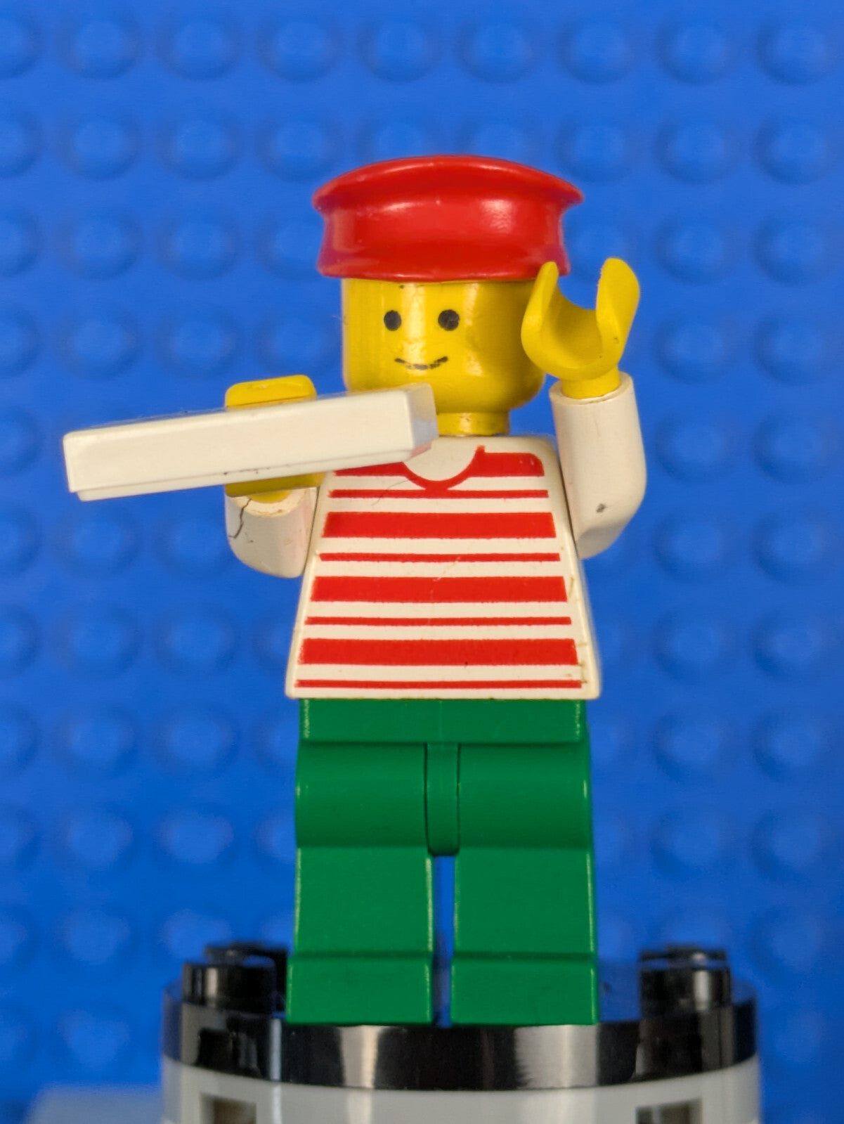 Lego Town: Classic Town: Horizontal Lines Red - Red Arms hor018 Set 535