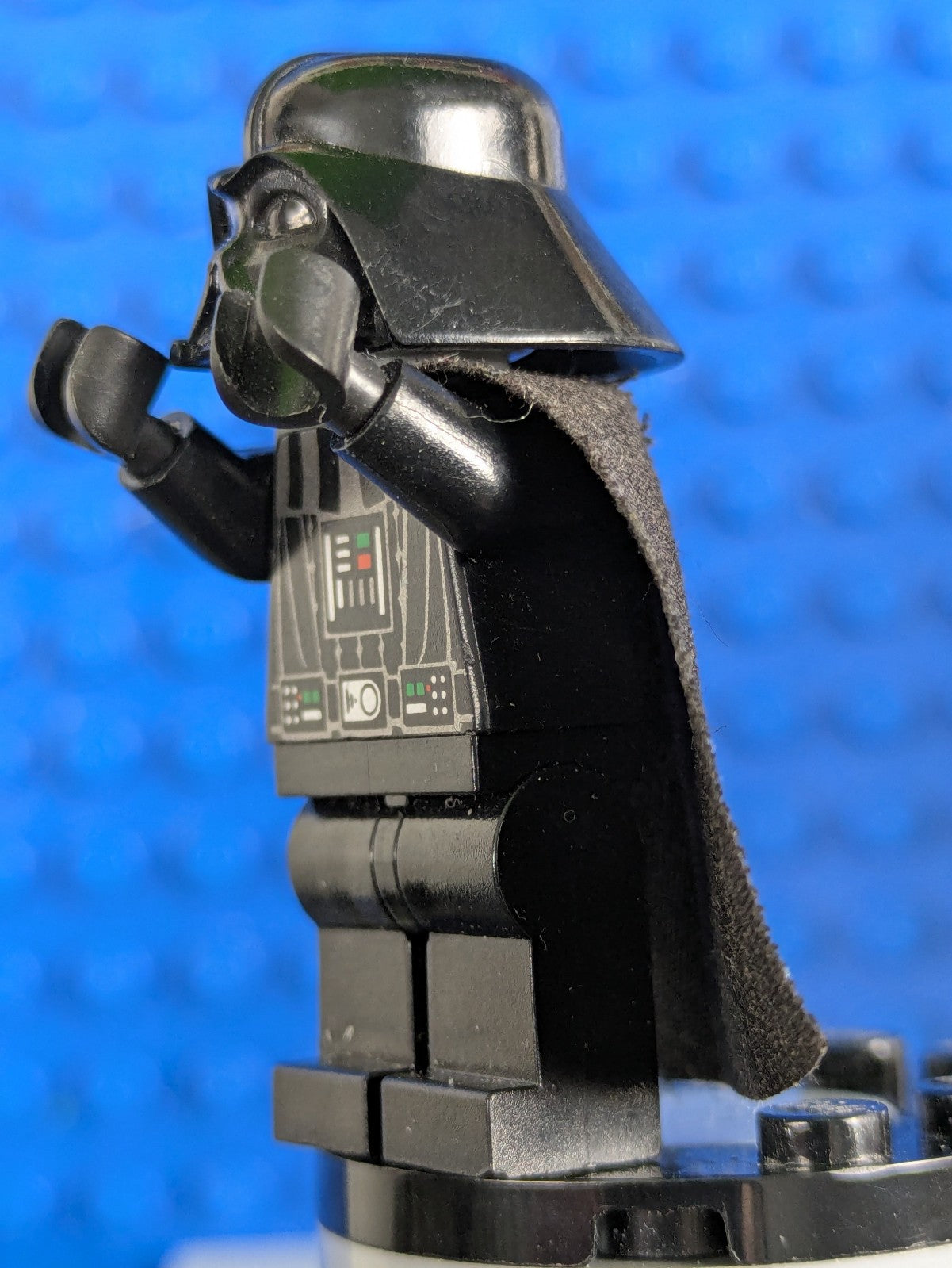 Lego Star Wars: Darth Vader (White Pupils) sw0277 Set 10212