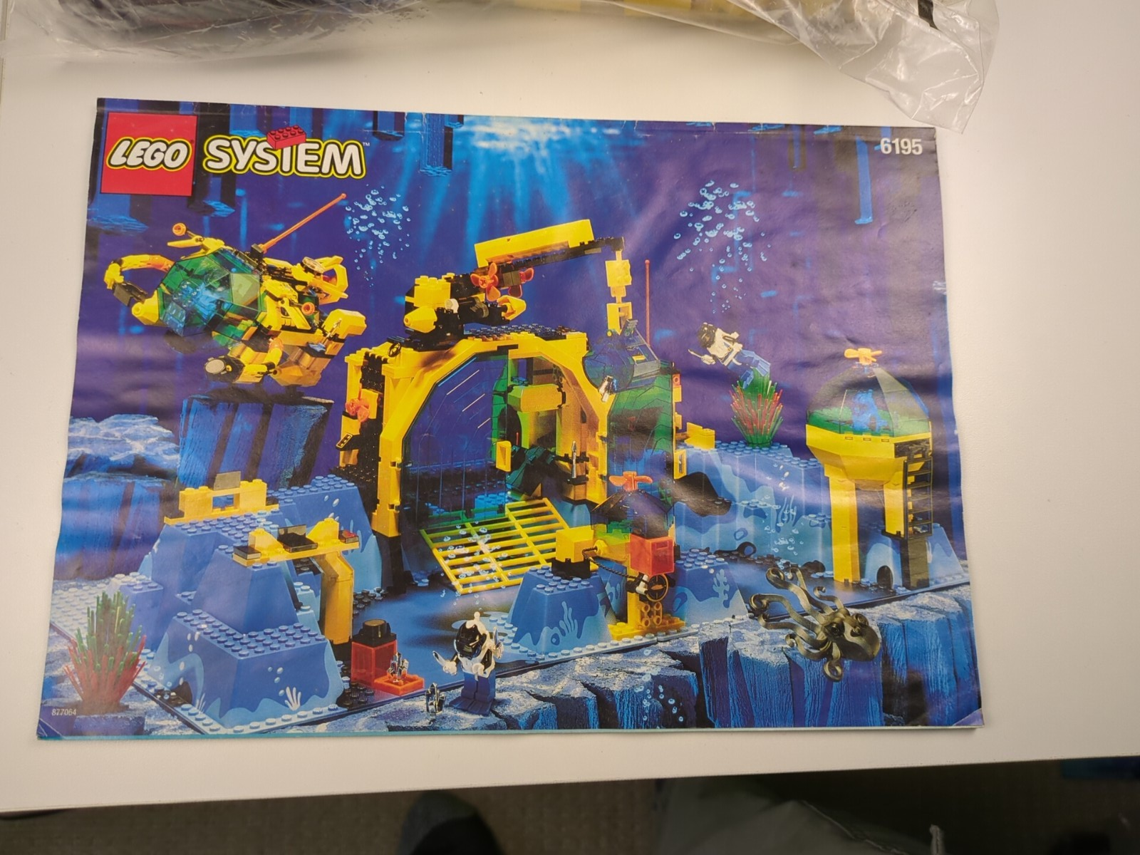 Lego Aquazone: Aquanauts: Neptune Discovery Lab Set 6195 - w/ Instructions