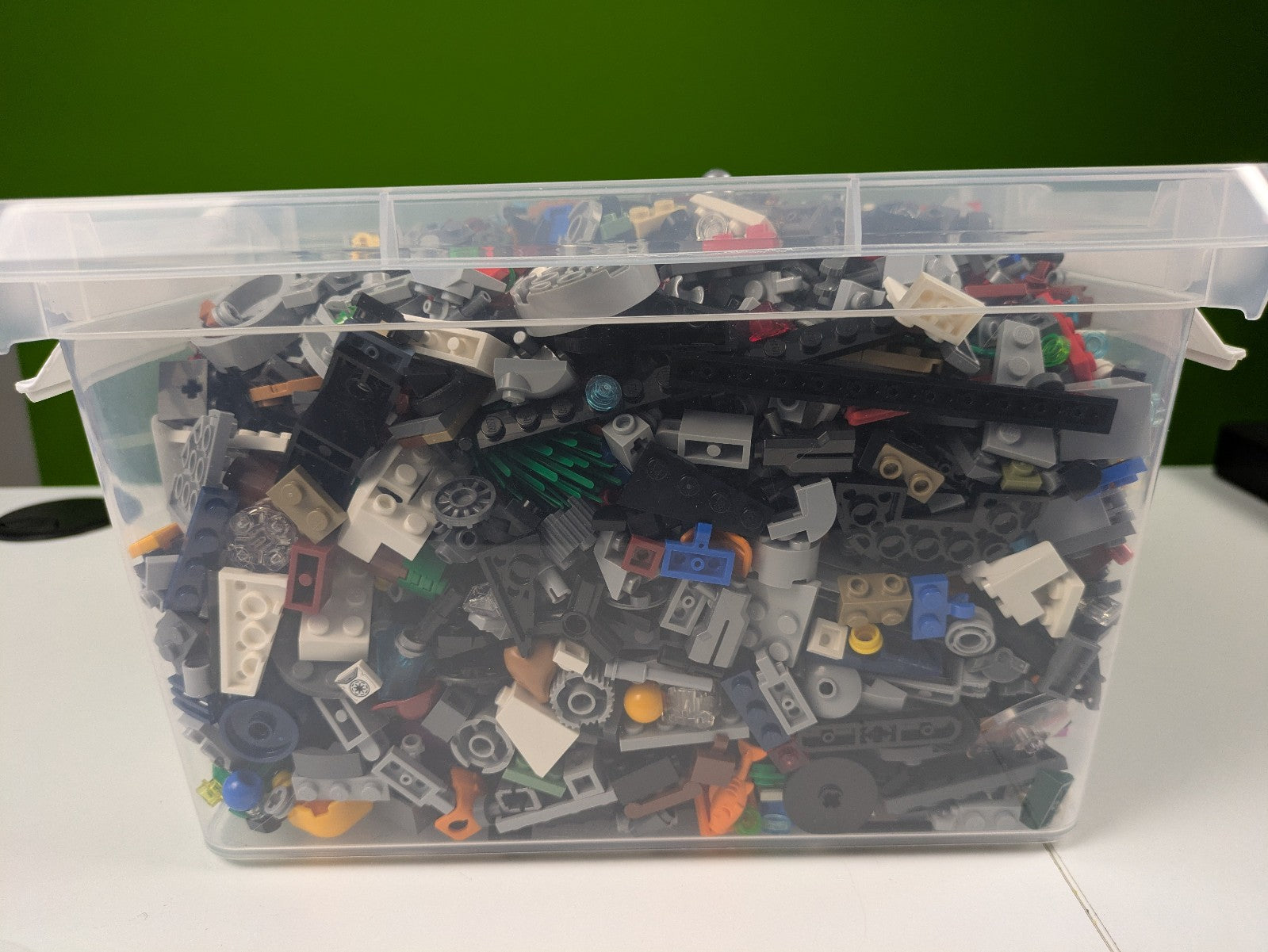 Lego Pieces/Parts: 4LBS Random Parts & Pieces Building Blocks Bulk Lot