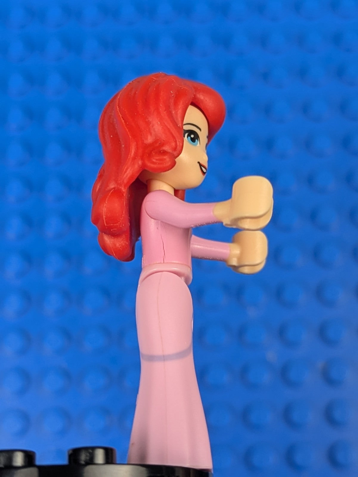 Lego Disney: The Little Mermaid: Ariel, Human (Light Nougat) dp004 Set 41052