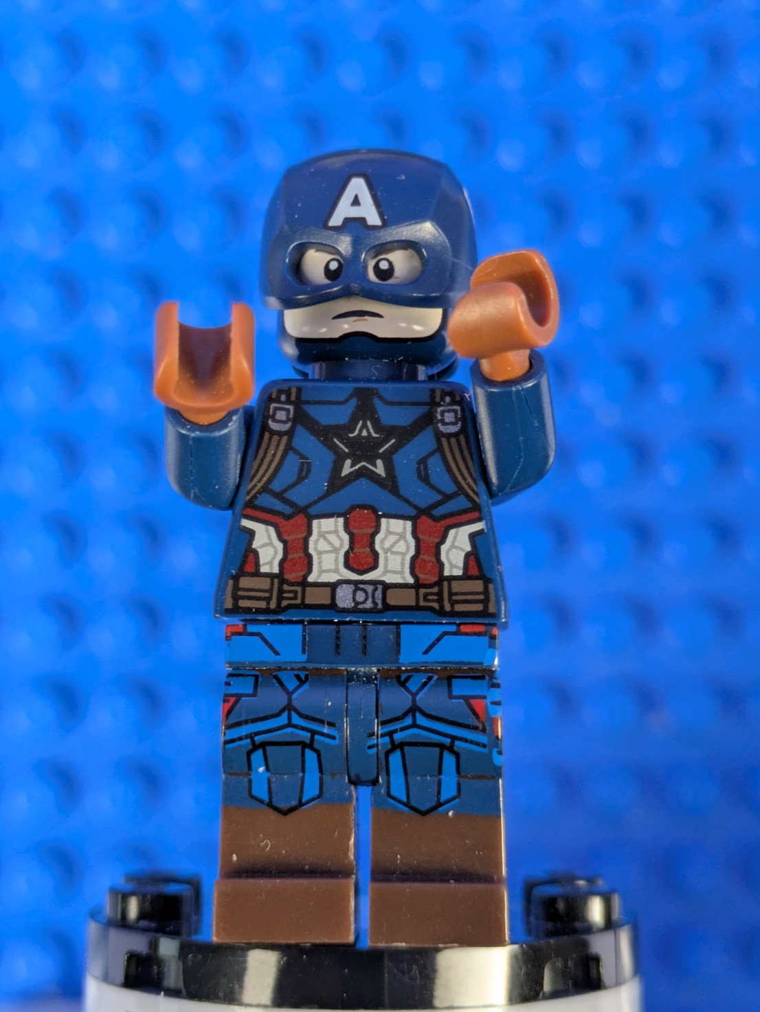 Lego Super Heroes: Captain America - Dark Blue Suit sh0495 Set 76101