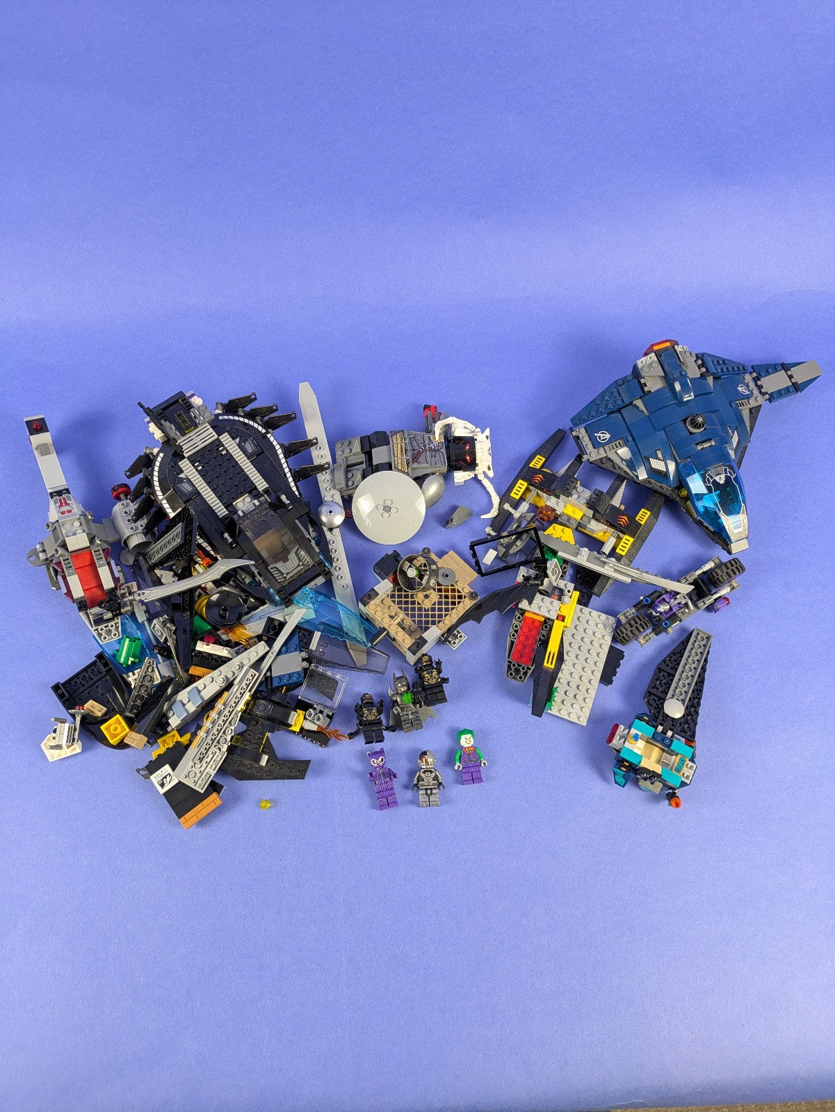 LEGO Super Heroes Random DC & Marvel Bundle Set with Random Minifigures!