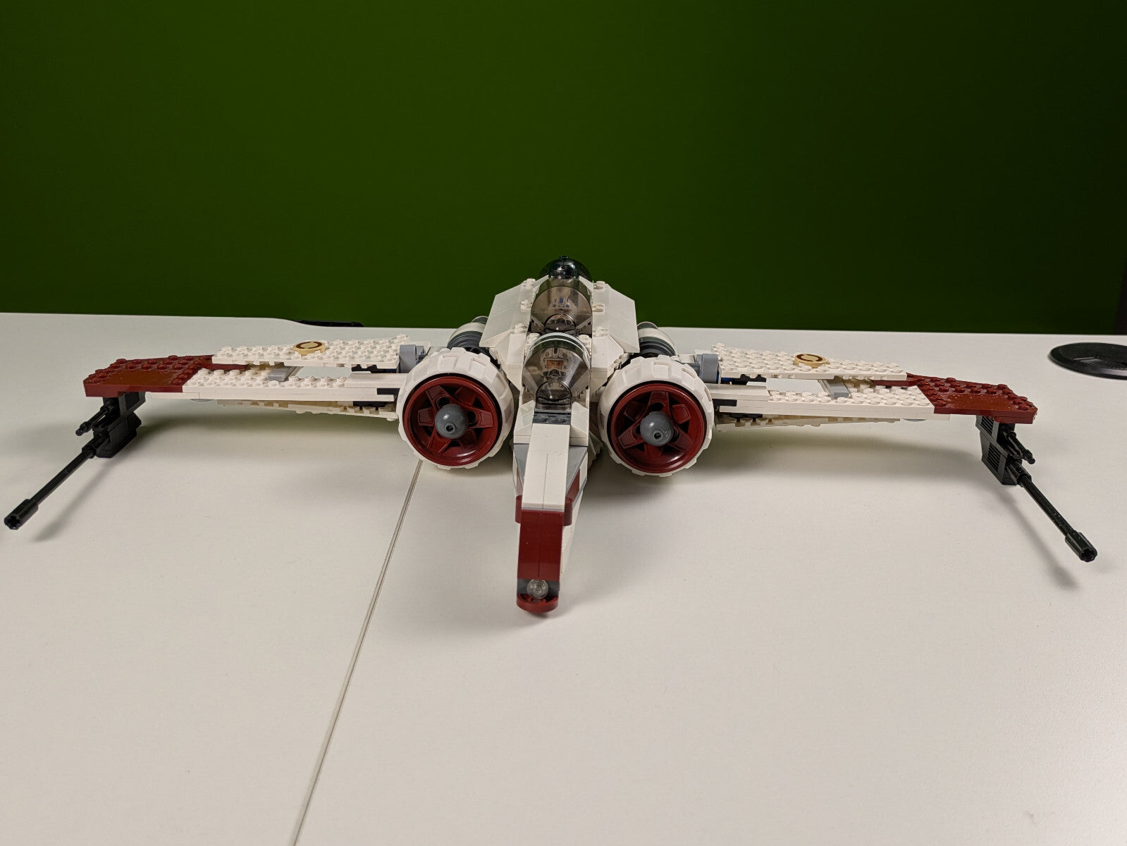 Lego Star Wars: ARC-170 Starfighter Set 8088 - Incomplete Minifigures