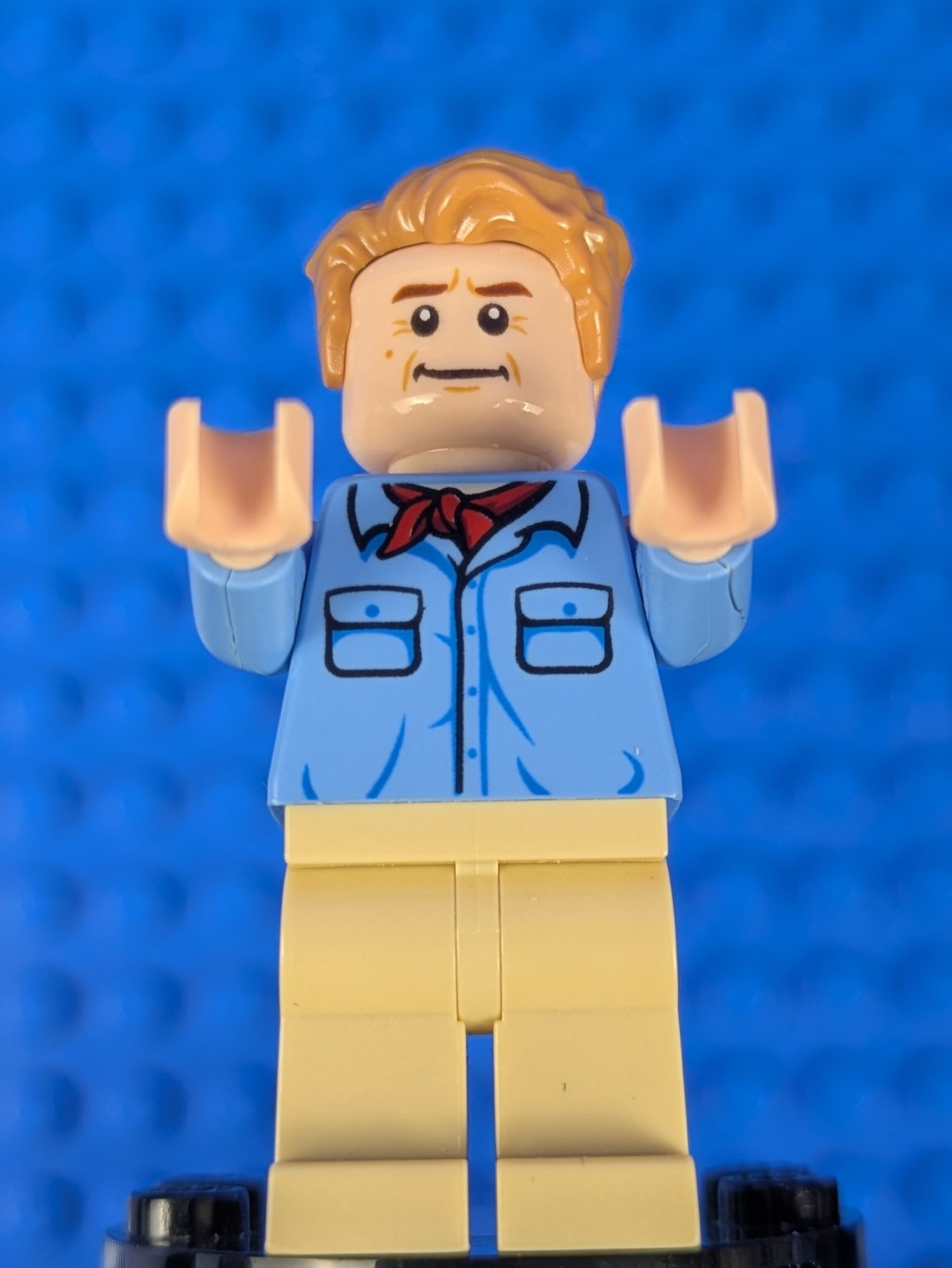Lego Jurassic World: Dr. Alan Grant - Medium Blue Shirt jw019 Sets 75932, 75936