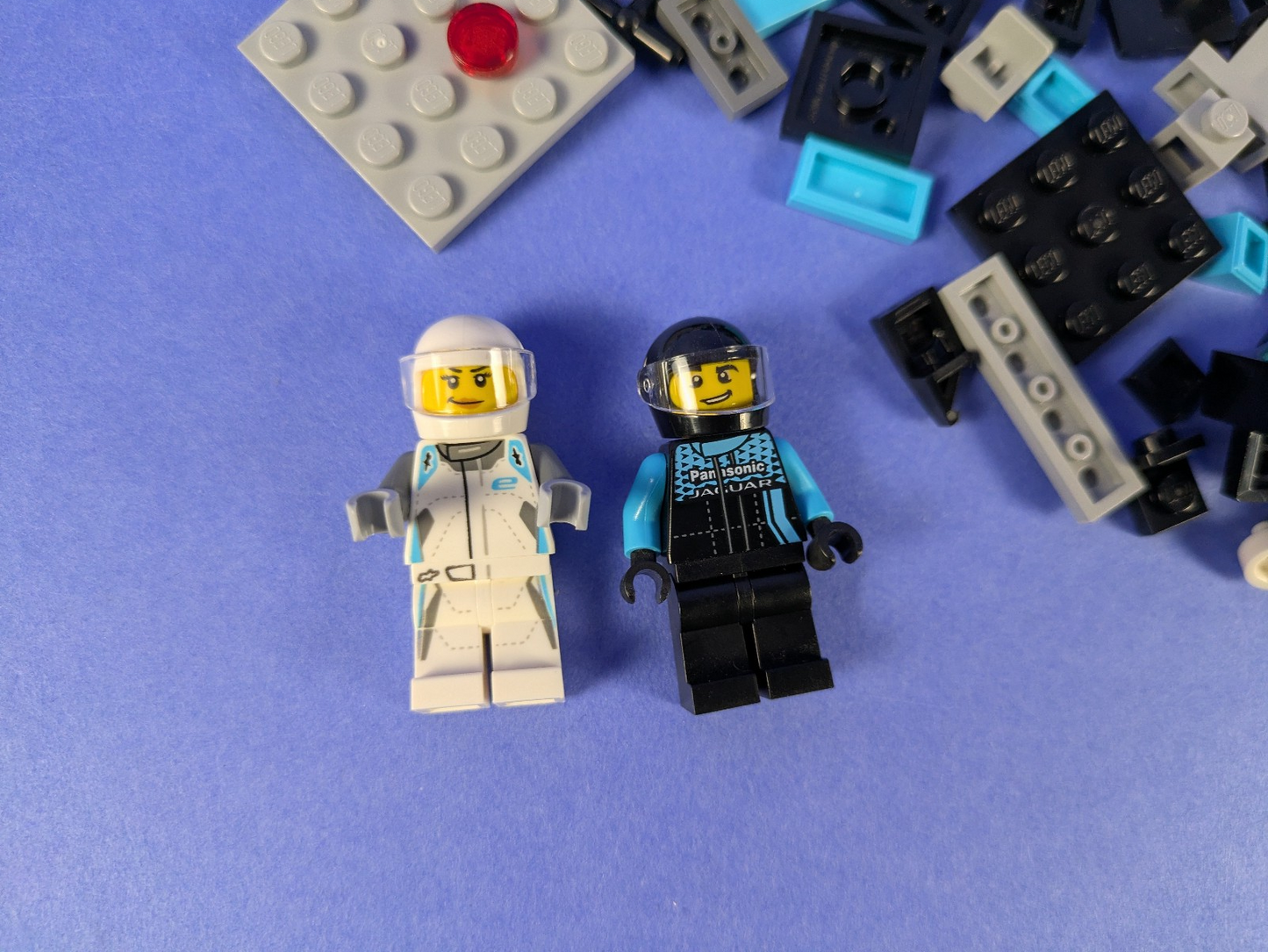 Lego SPEED CHAMPIONS: Formula E Panasonic Jaguar Racing GEN2 Set 76898