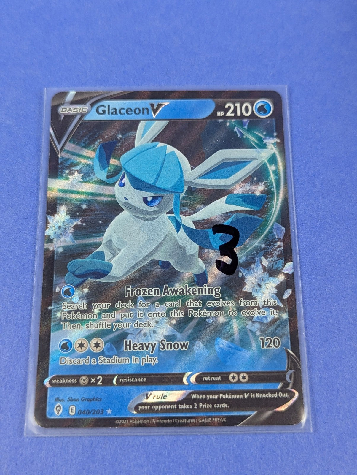 Glaceon V - 040/203 - Ultra Rare Holo Evolving Skies - Pokemon Card - NM