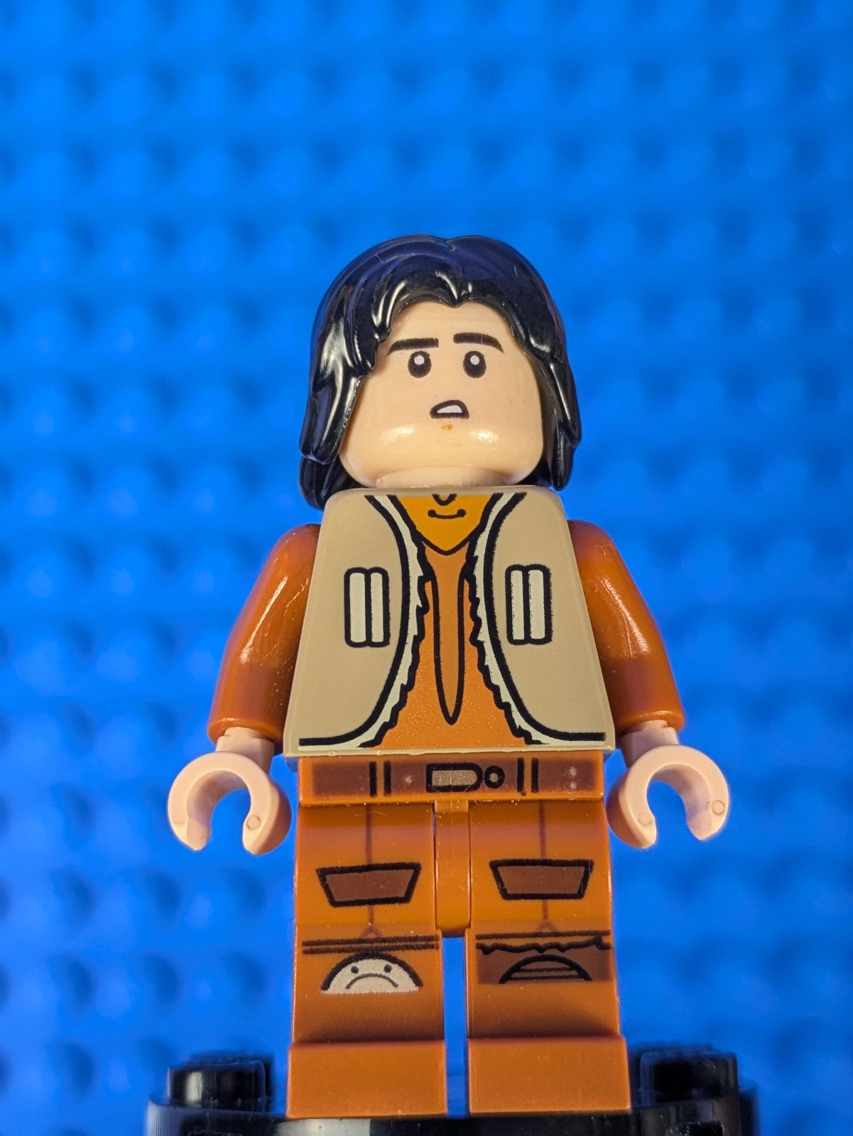 Lego Star Wars: Rebels: Ezra Bridger - Dark Tan Vest, Hair sw0574 Set 75090