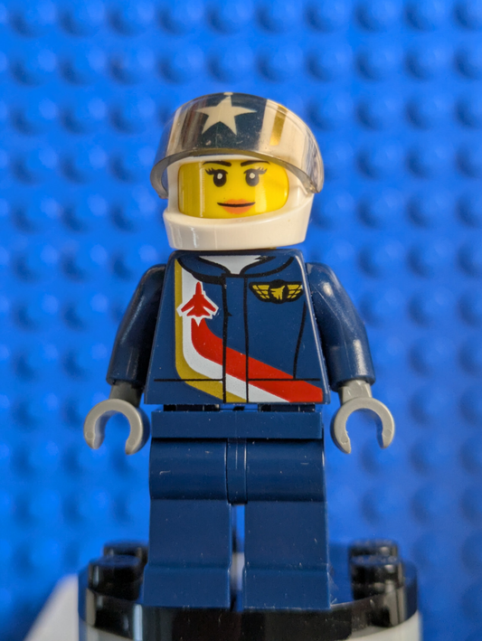 Lego Town: City: Airport: Airport - Jet Pilot Female air052 Set 60103