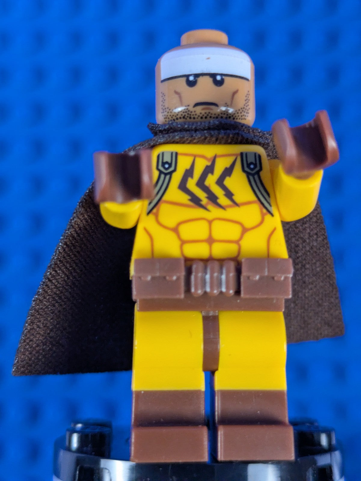 Lego Collectible Minifigures: Super Heroes: Catman coltlbm16 Set 71020