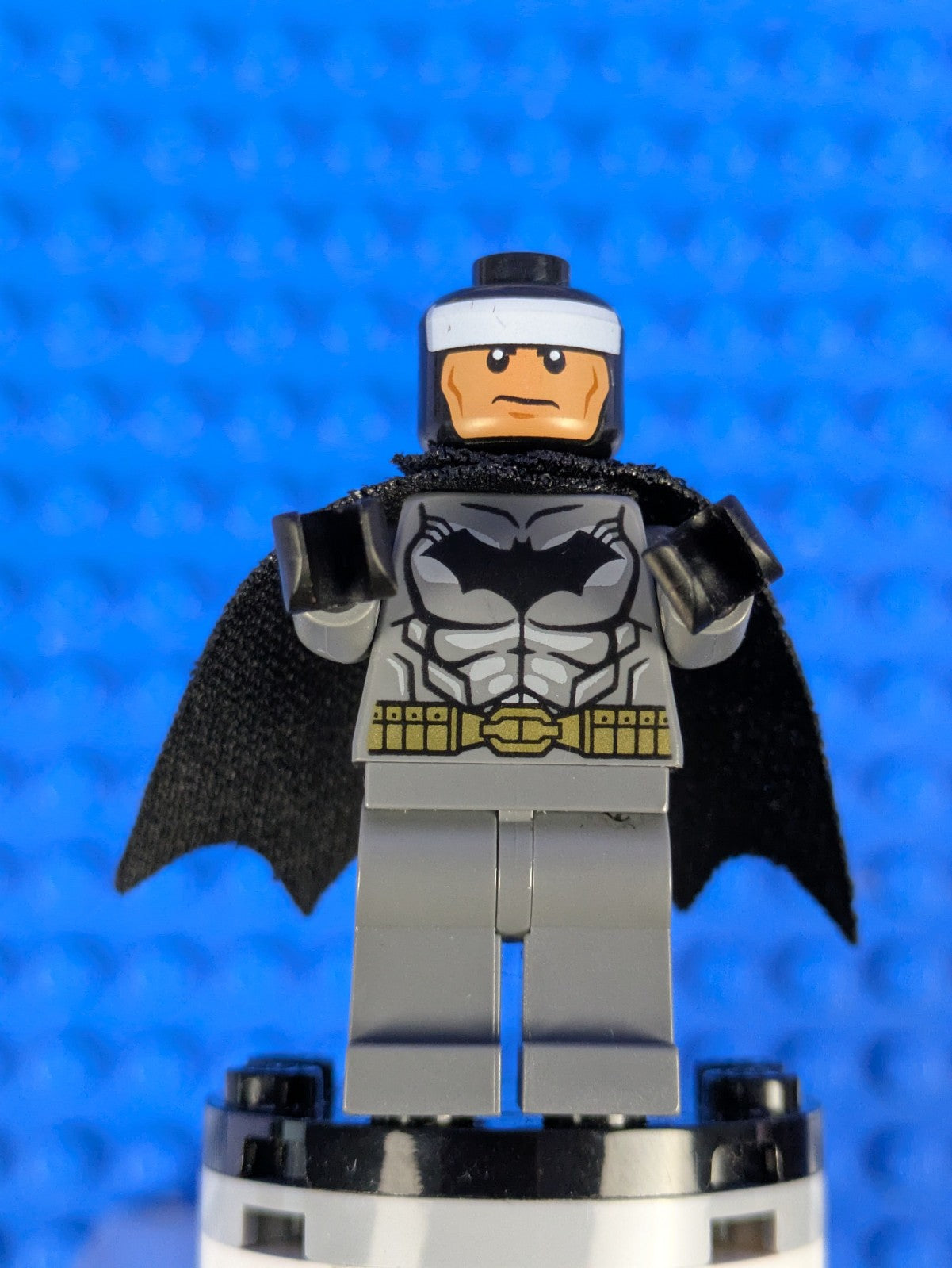 Lego Super Heroes: Batman - Dark Bluish Gray Suit sh0151 Sets 76026, 76055