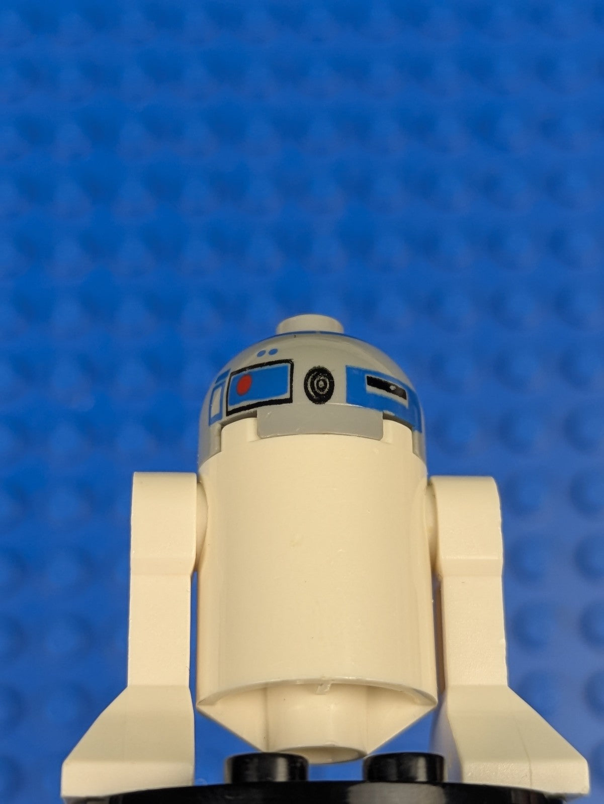 Lego Star Wars: R2-D2 - Astromech Droid sw0217 Sets 10188, 10240