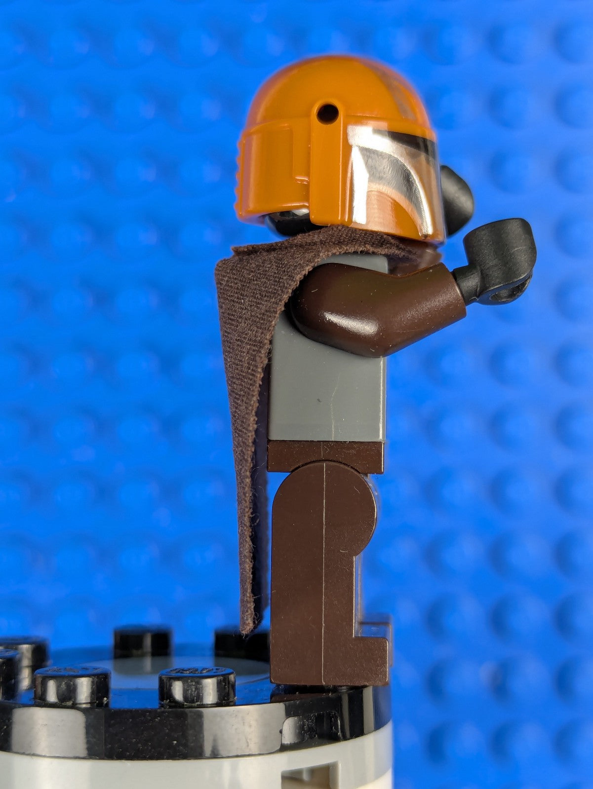 Lego Star Wars: Mandalorian Tribe Warrior - Male Dark Brown sw1079 Set 75267