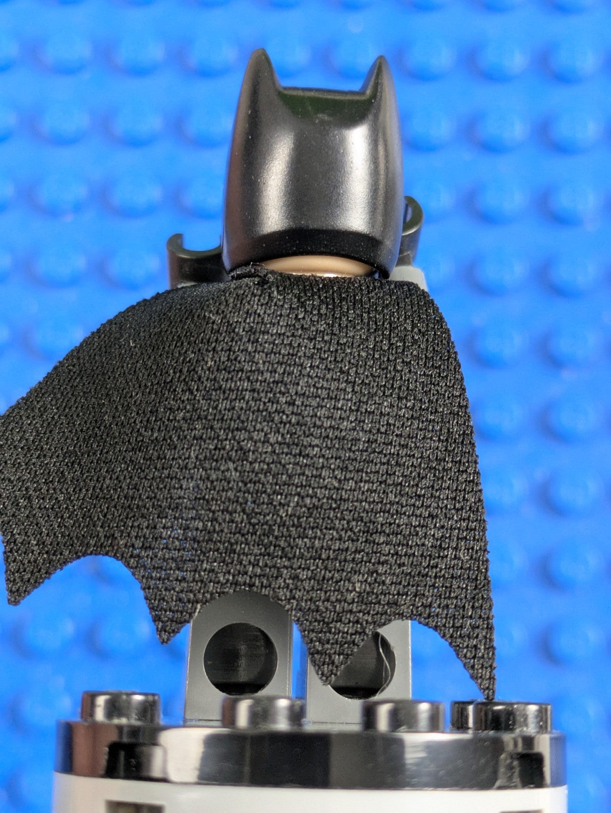 Lego Super Heroes: Batman - Dark Bluish Gray Suit sh0589 Set 76122