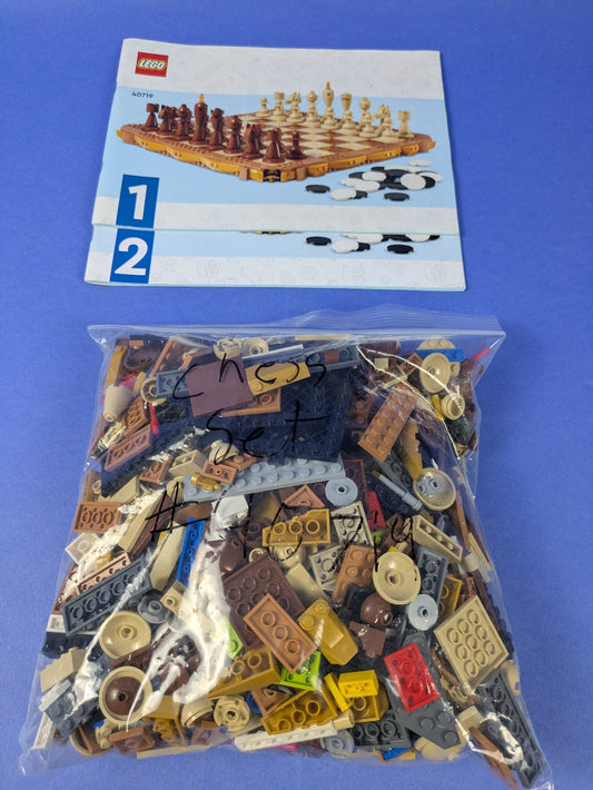 LEGO LEGO Brand Traditional Chess Set 40719 Complete Set Pre-Owned