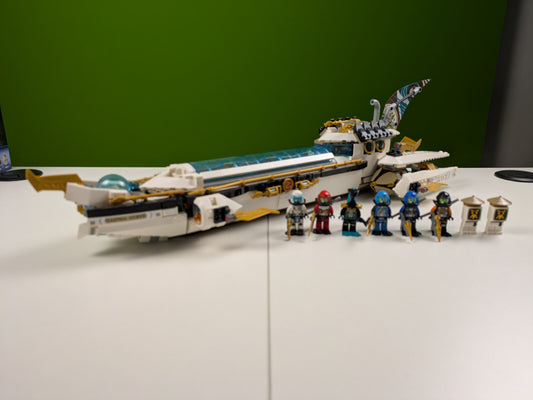 Lego NINJAGO: Seabound: Hydro Bounty Set 71756 - Incomplete