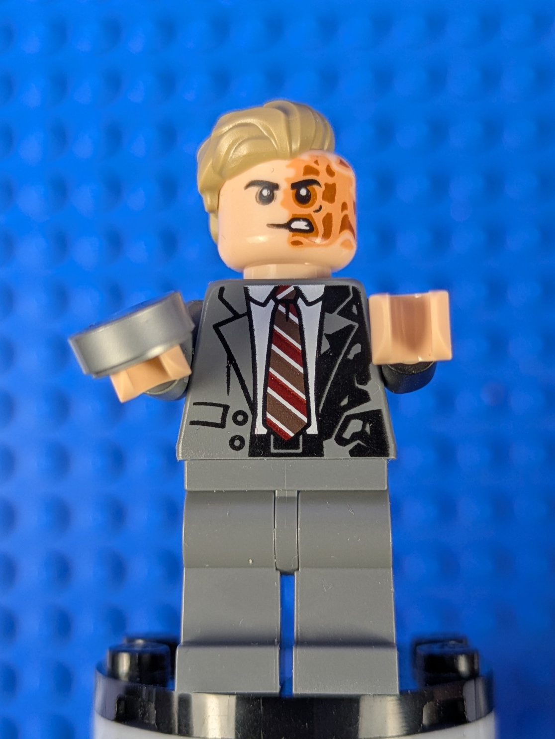 Lego Super Heroes: The Dark Knight Trilogy: Two-Face sh1023 Set 76303