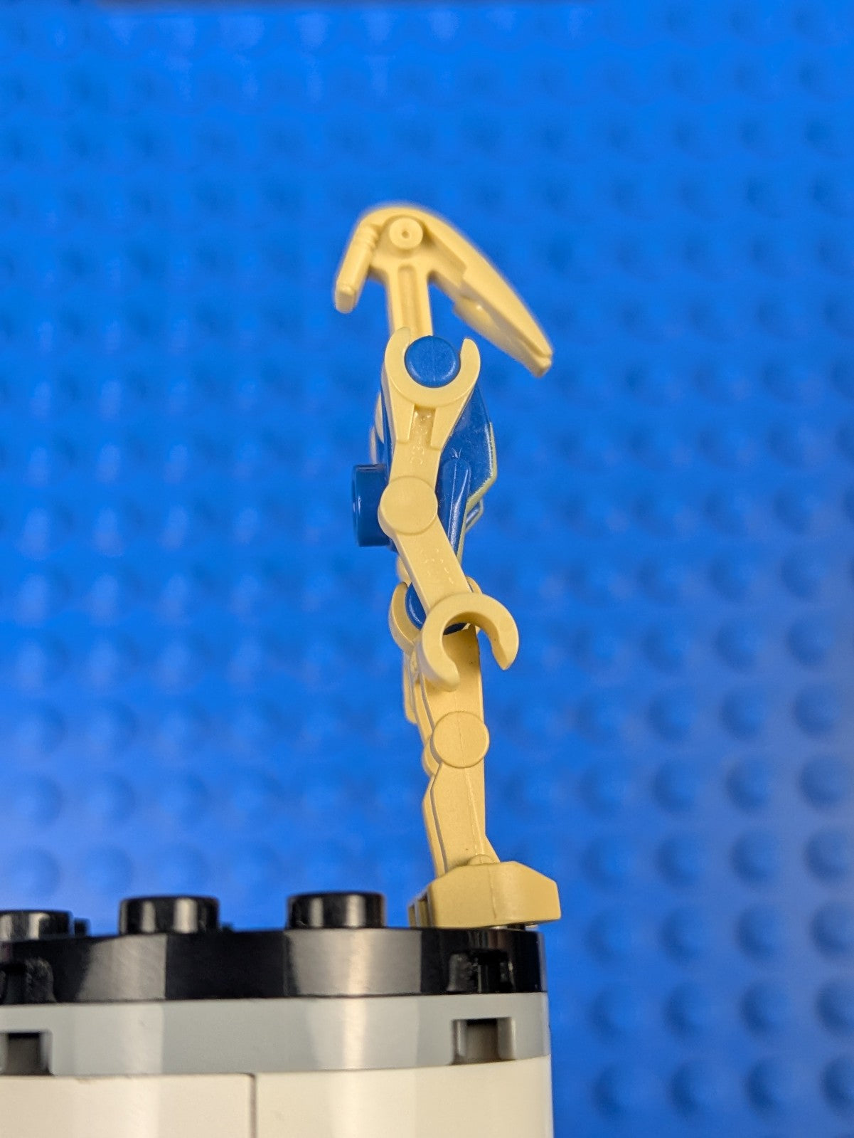 Lego Star Wars: Battle Droid Pilot - Blue Torso w/ Tan Insignia sw0360 Set 7958