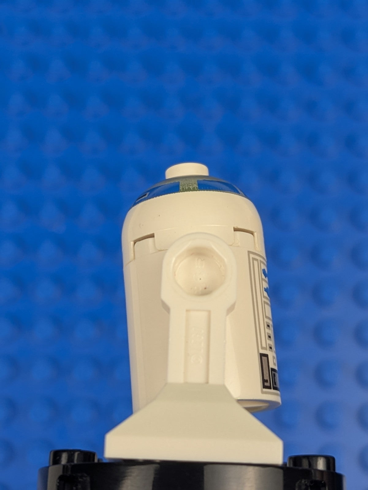 Lego Star Wars: R2-D2 - Astromech Droid sw0028 Sets 7171, 7106