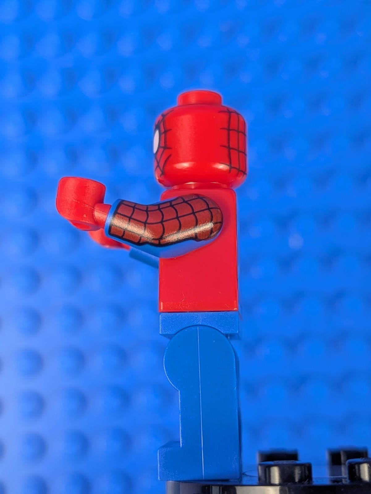 Lego Super Heroes: Spider-Man - Printed Blue Arms, Plain Legs sh0684 Set 76175