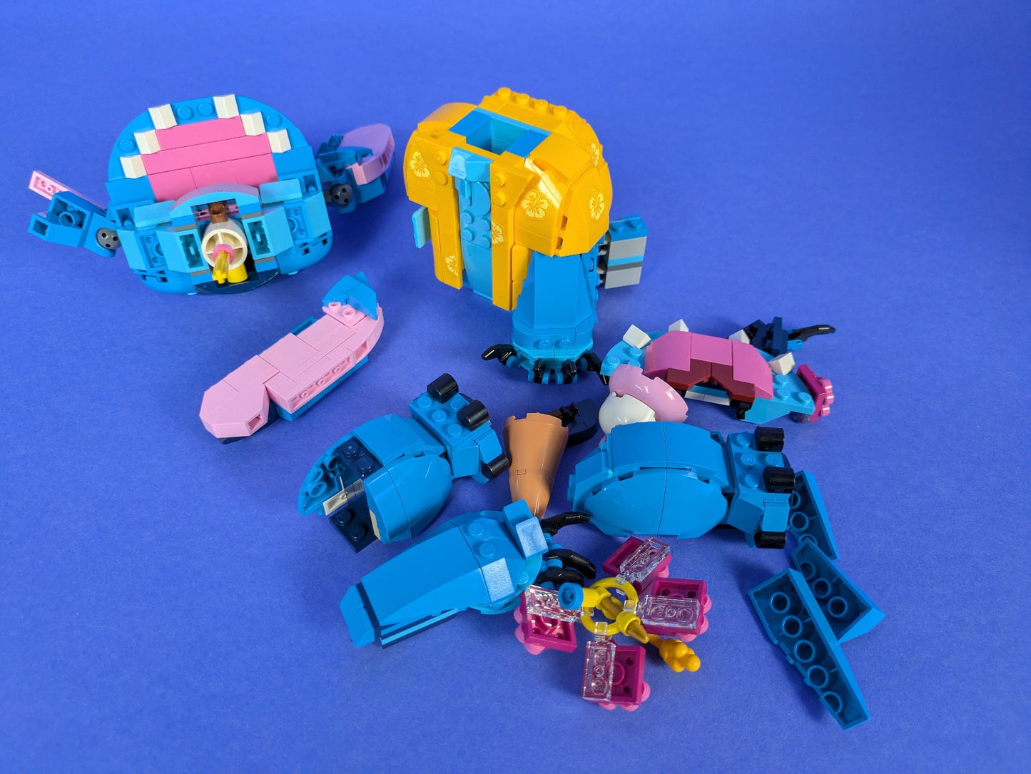 Lego Disney: Sculptures: Lilo & Stitch: Stitch Set 43249 - Set Only