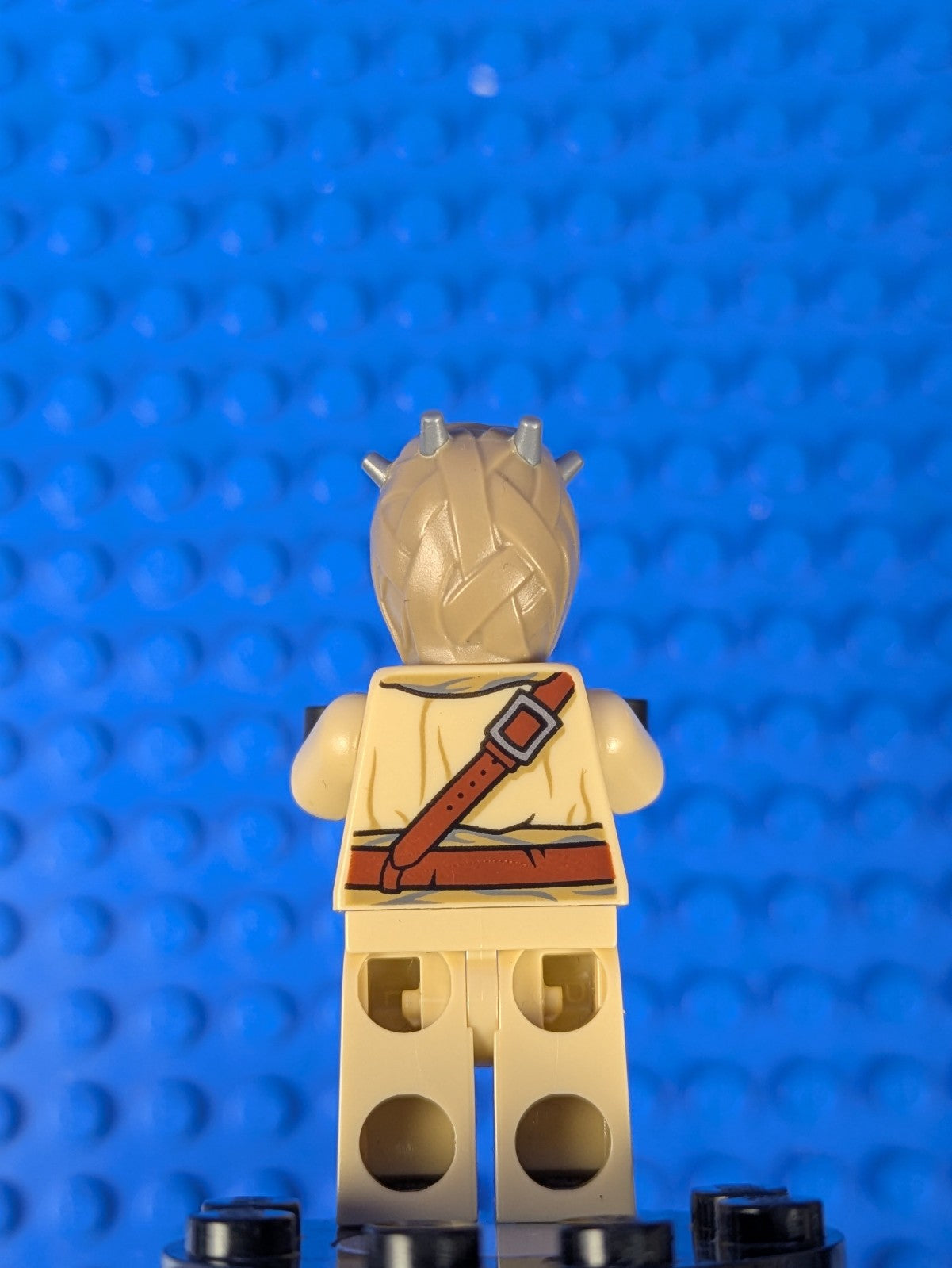Lego Star Wars: Episode 4-6: Tusken Raider - Dark Tan Head sw1074 Set 75270