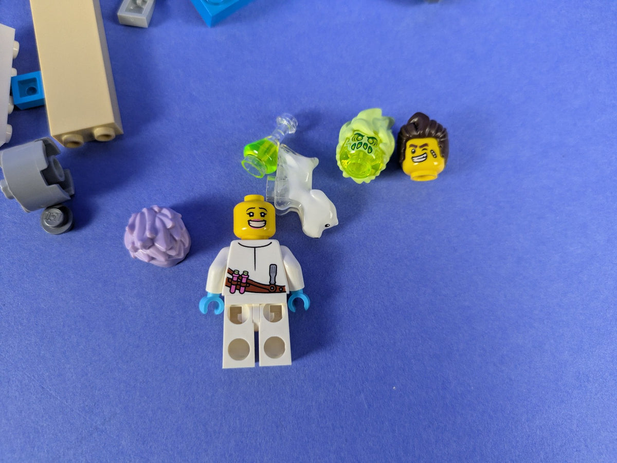 Lego Hidden Side: J.B.'s Ghost Lab Set 70418 Incomplet Set