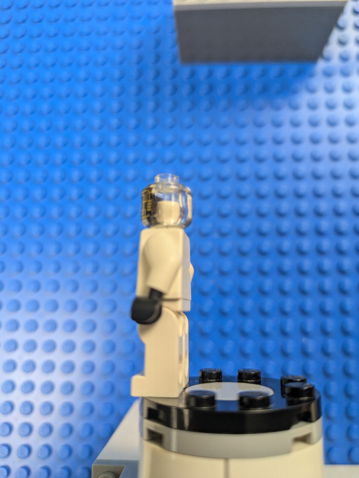 Lego Space: Exploriens: Exploriens Droid - Dark Gray Helmet sp011 Set 1858