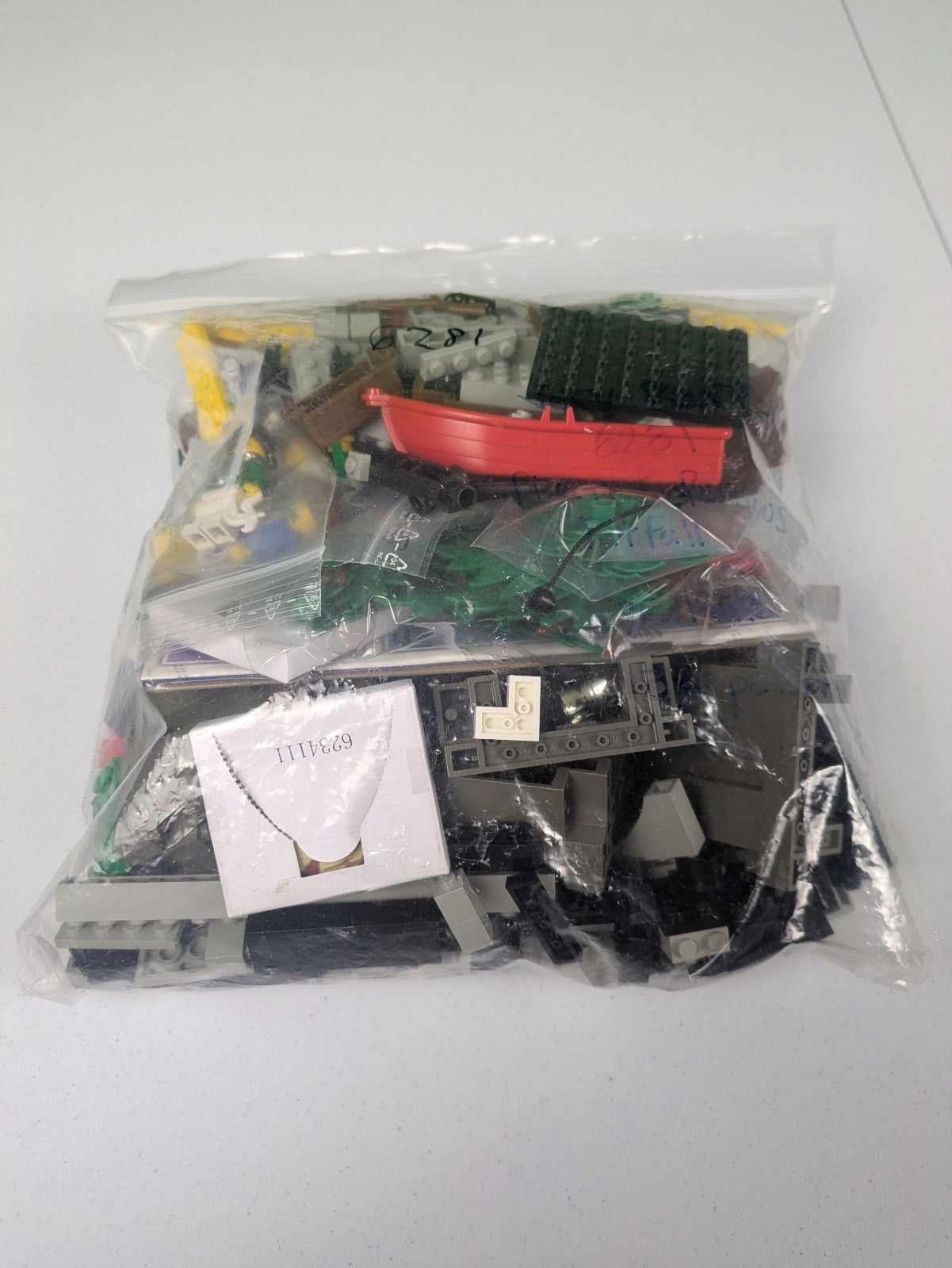 Lego Pirates: Pirates I: Pirates Perilous Pitfall Set 6281