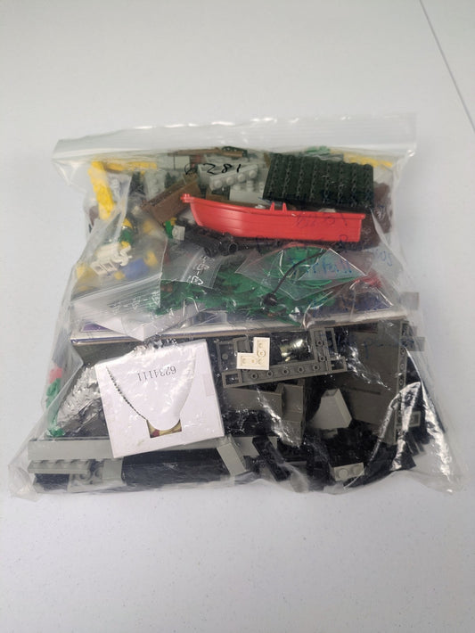 Lego Pirates: Pirates I: Pirates Perilous Pitfall Set 6281