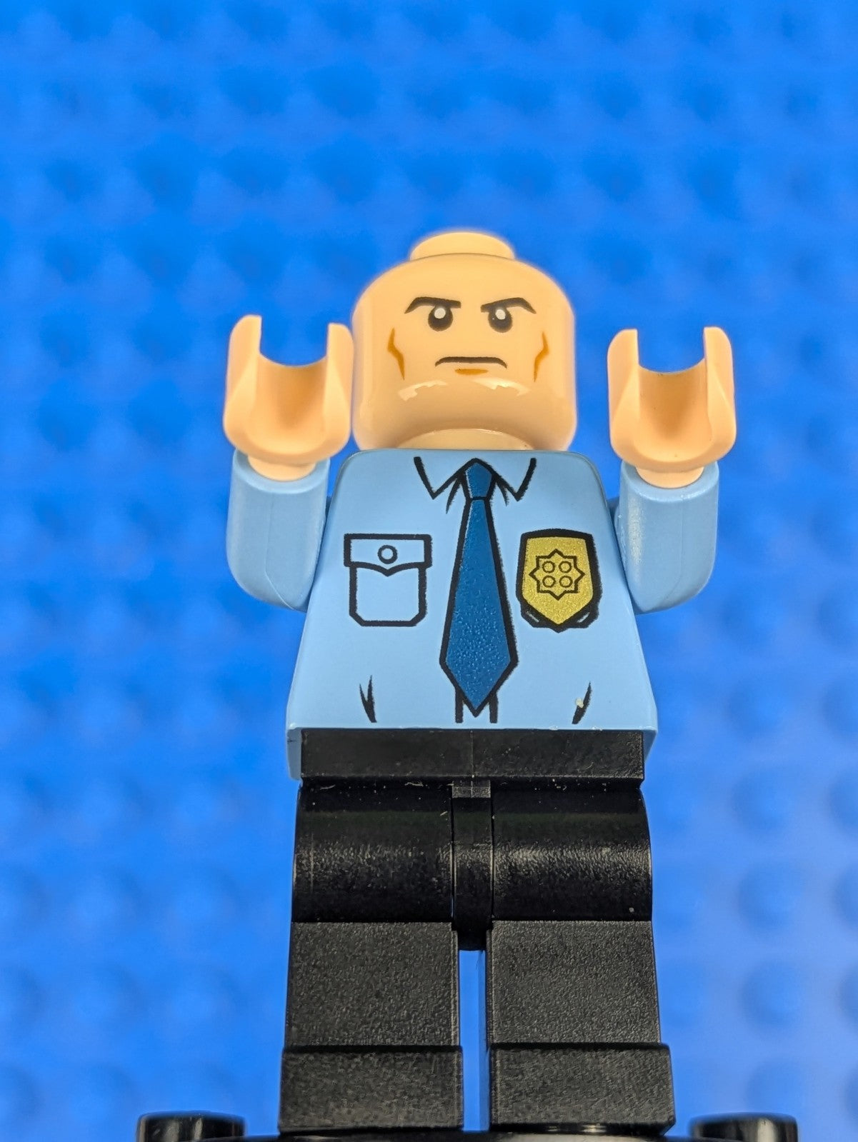 Lego Super Heroes: Ultimate Spider-Man: Armored Truck Driver sh0109 Set 76015