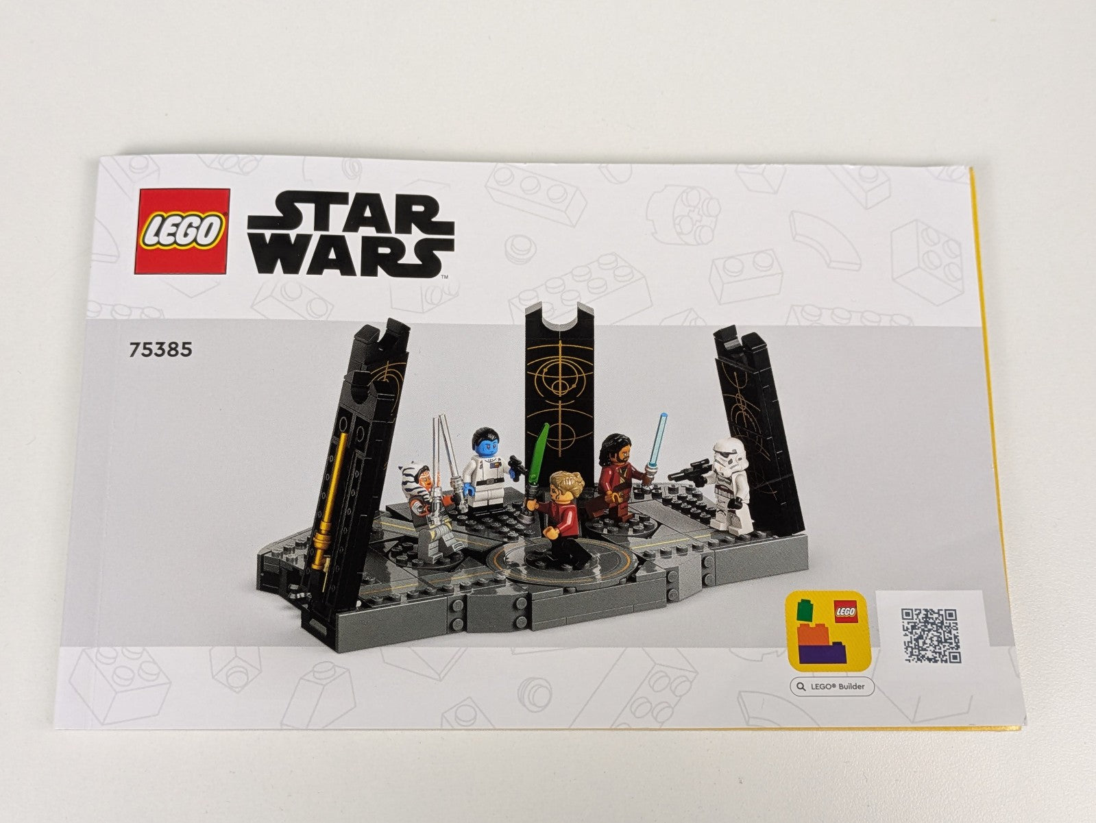 Lego Star Wars: Ahsoka Tano's Duel on Peridea Set 75385 Complete Set