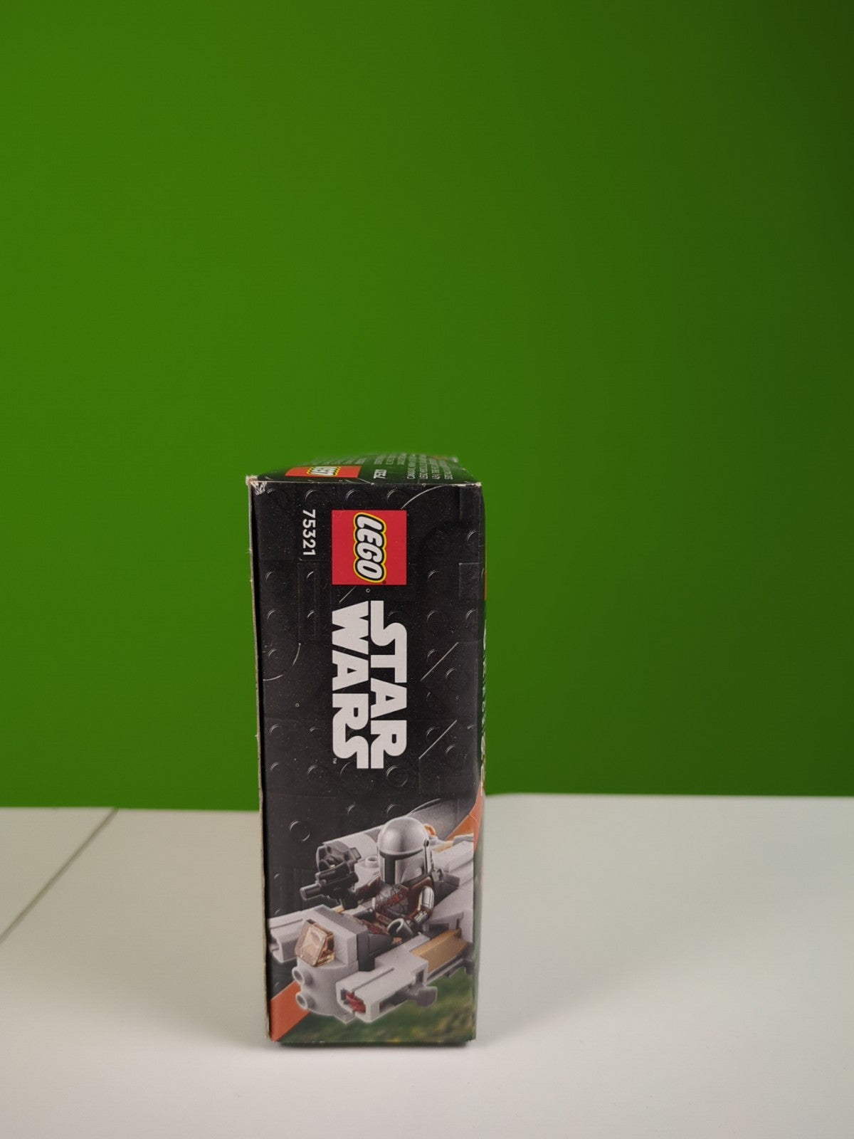 Lego Star Wars: The Mandalorian: The Razor Crest Microfighter 75321 - BRAND NEW!