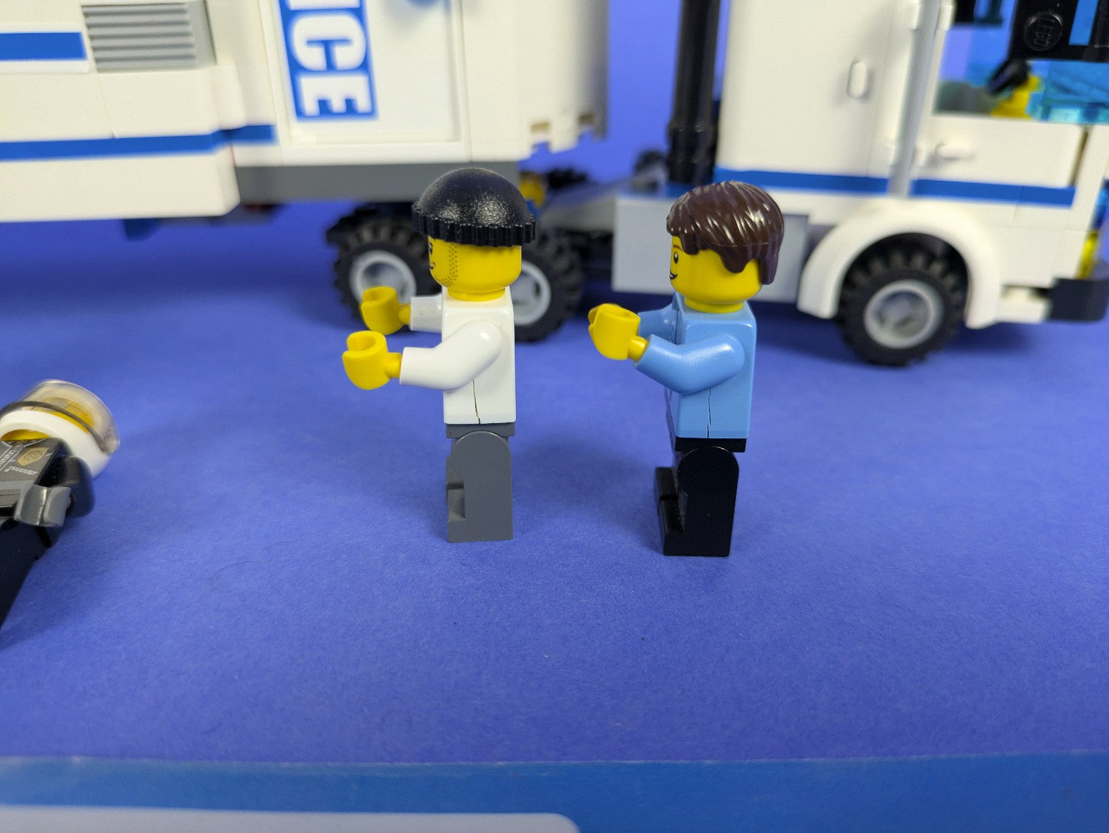 Lego Town: City: Police: Mobile Police Unit 7288 w/ Instructions