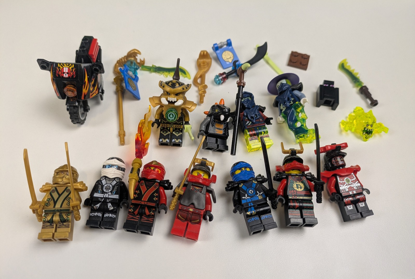 Lego NINJAGO: Ultimate Collection Deal 5 Sets with Additional Minifigures!