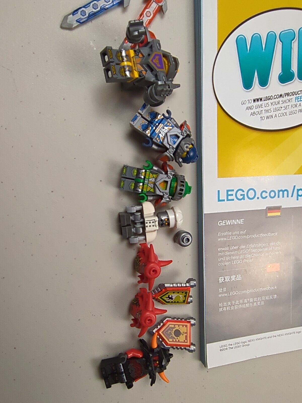Lego NEXO KNIGHTS: The Fortrex Set 70317 w/ Instructions