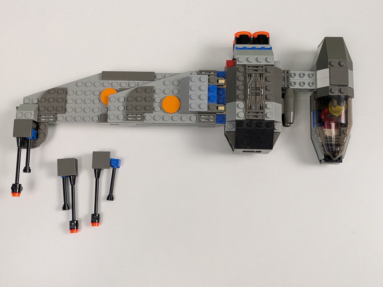 Lego Star Wars: B-wing at Rebel Control Center Set 7180
