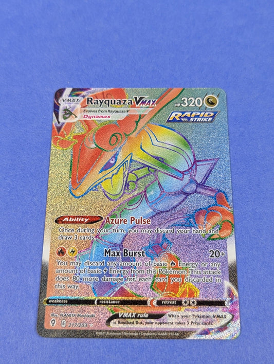 Rayquaza VMAX - 217/203 - Hyper Rare Evolving Skies - Pokemon Card - NM
