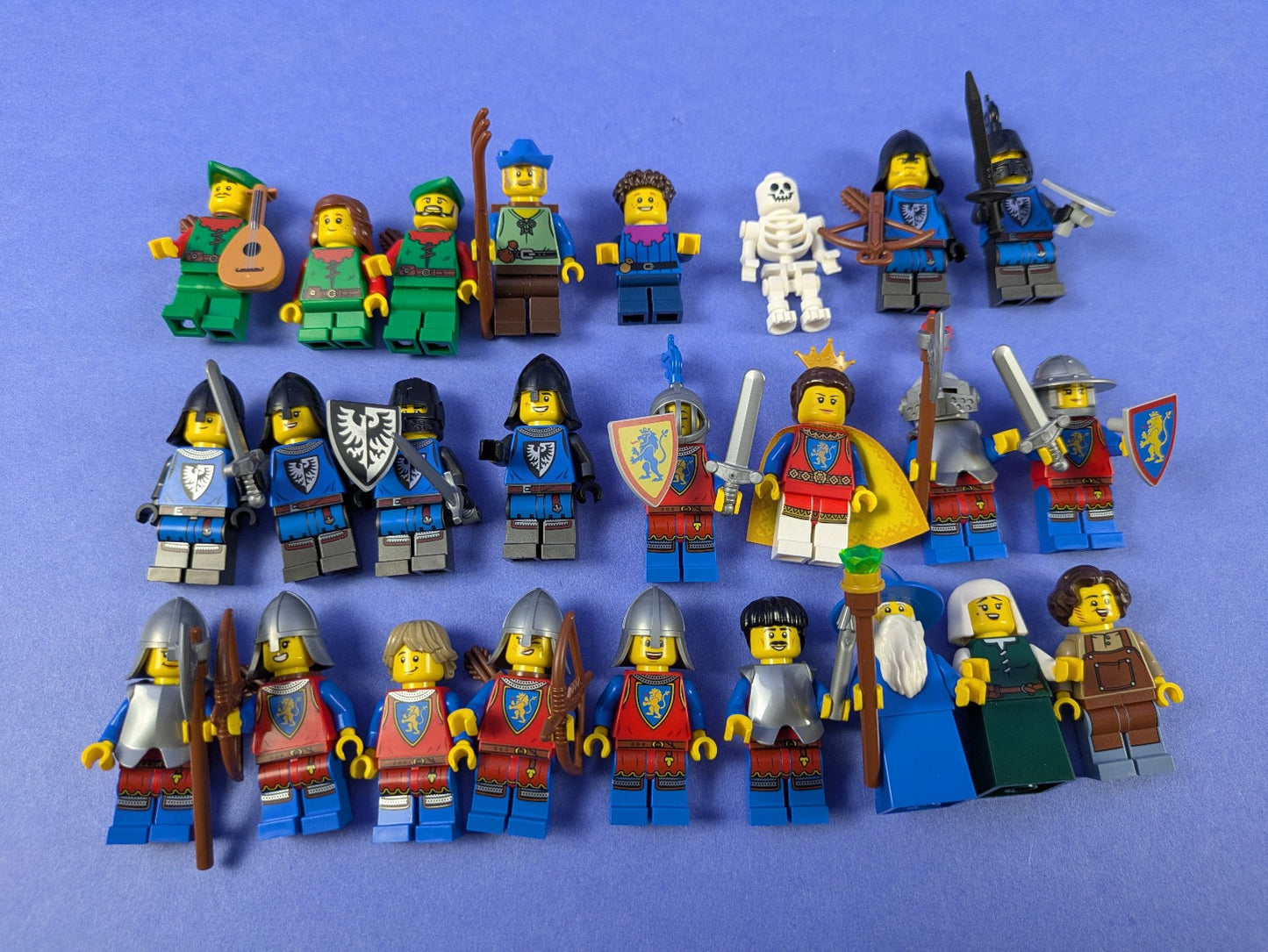LEGO Castle Lion Knights' Castle 10305 Complete w/ Extra Minifigures Pre-Owned