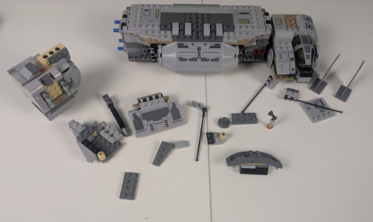 Lego Star Wars: Episode 7: Resistance Troop Transport Set 75140 - Incomplete Set