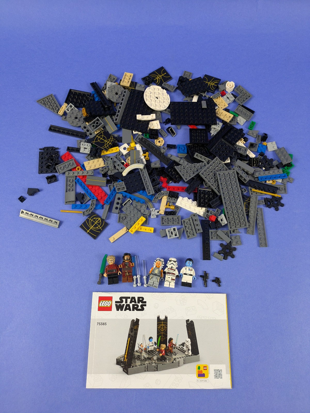 LEGO Star Wars Ahsoka Tano's Duel on Peridea 75385 Complete Set Pre-Owned